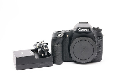 Lustrzanka Canon EOS 70D (body) sn:293058004445 - Używany