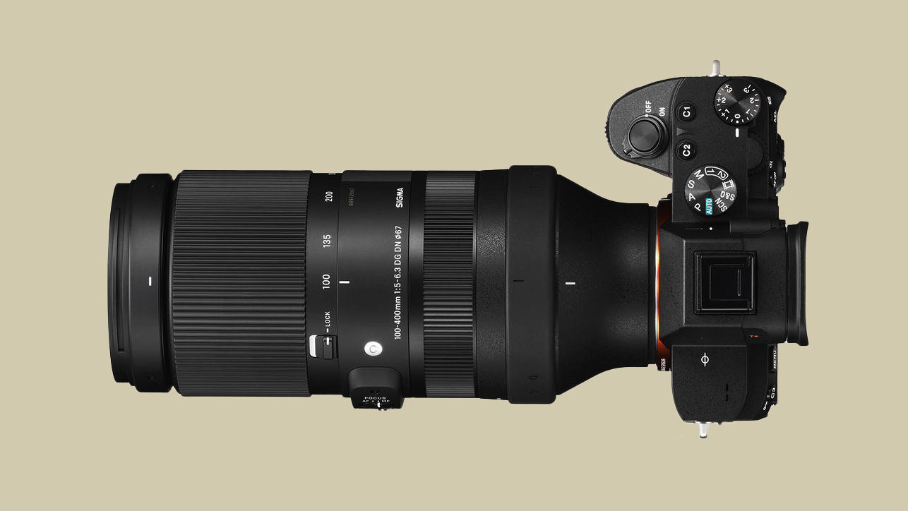 Sigma 100-400mm F5-6.3 w rękach entuzjasty krajobrazu miejskiego | TEST