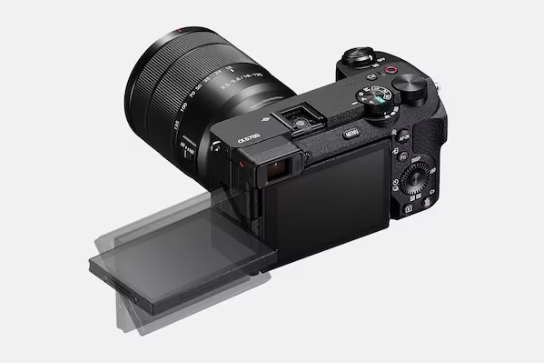 Bezlusterkowiec Sony A6700 + 18-135 mm f/3.5-5.6 + Dobierz obiektyw 1200zł taniej!