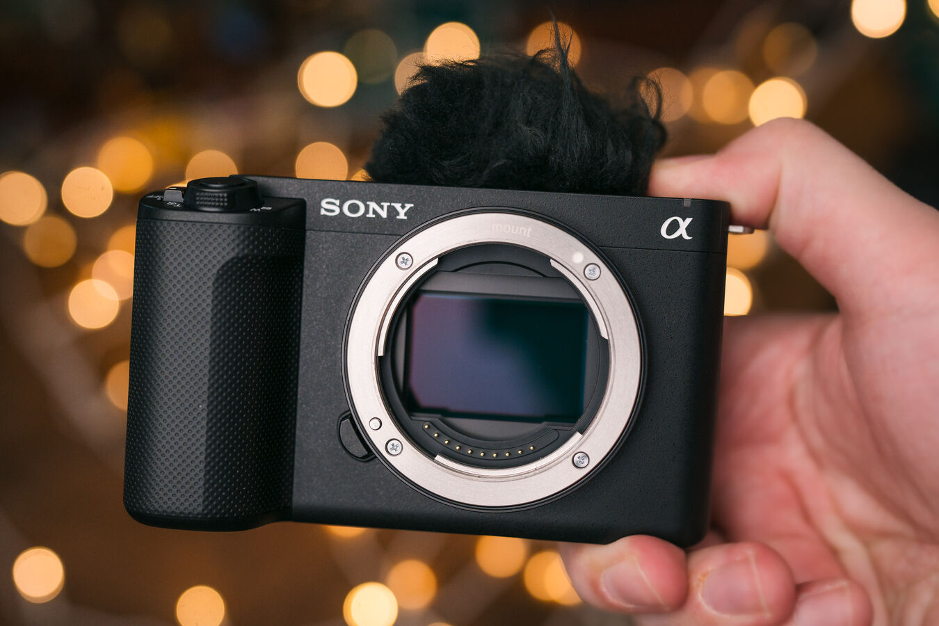 Aparat Sony ZV-E1 + Sony FE 28-60mm f/4-5.6  Sony|Welcome to Vlog uzyskaj do 1350 zł zwrotu