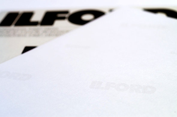 Papier Ilford STUDIO Glossy 250gsm