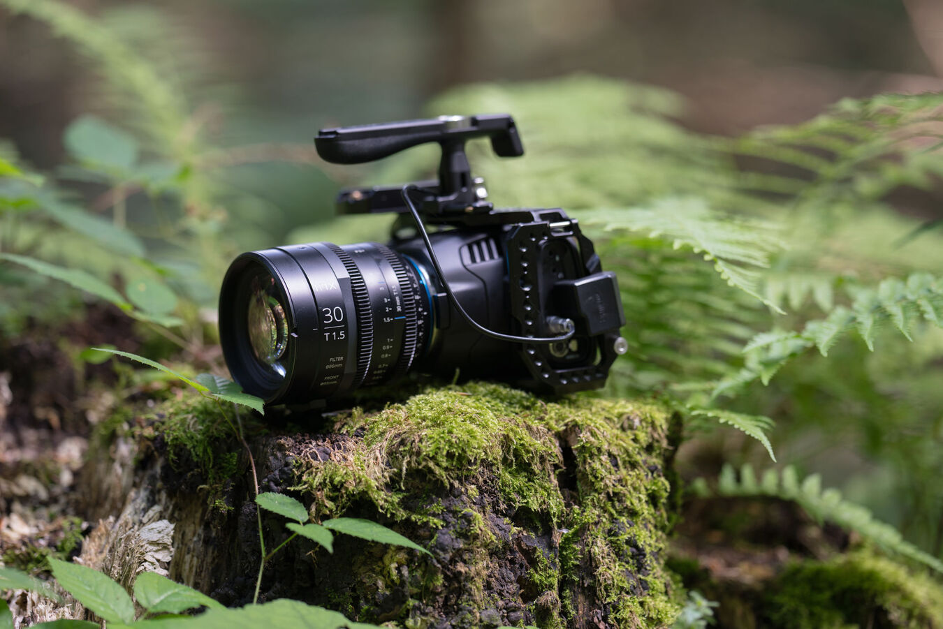 Obiektyw Irix Cine 30mm T1.5 metryczny (Canon EF)