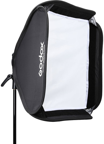 Zestaw oświetleniowy Godox SGUV6060 (Softbox 60x60cm + uchwyt S2 + futerał transportowy)